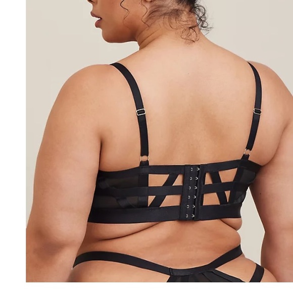 TORRID NWT CUT OUT STRAPPY LONGLINE BRA & PANTY - Picture 4 of 9